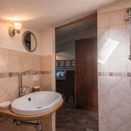 Da Gianni A *